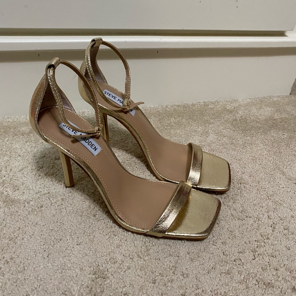 Steve Madden Shaye heels